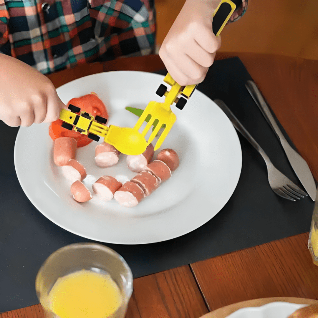 Construction Theme Mealtime Plate and Utensil Set