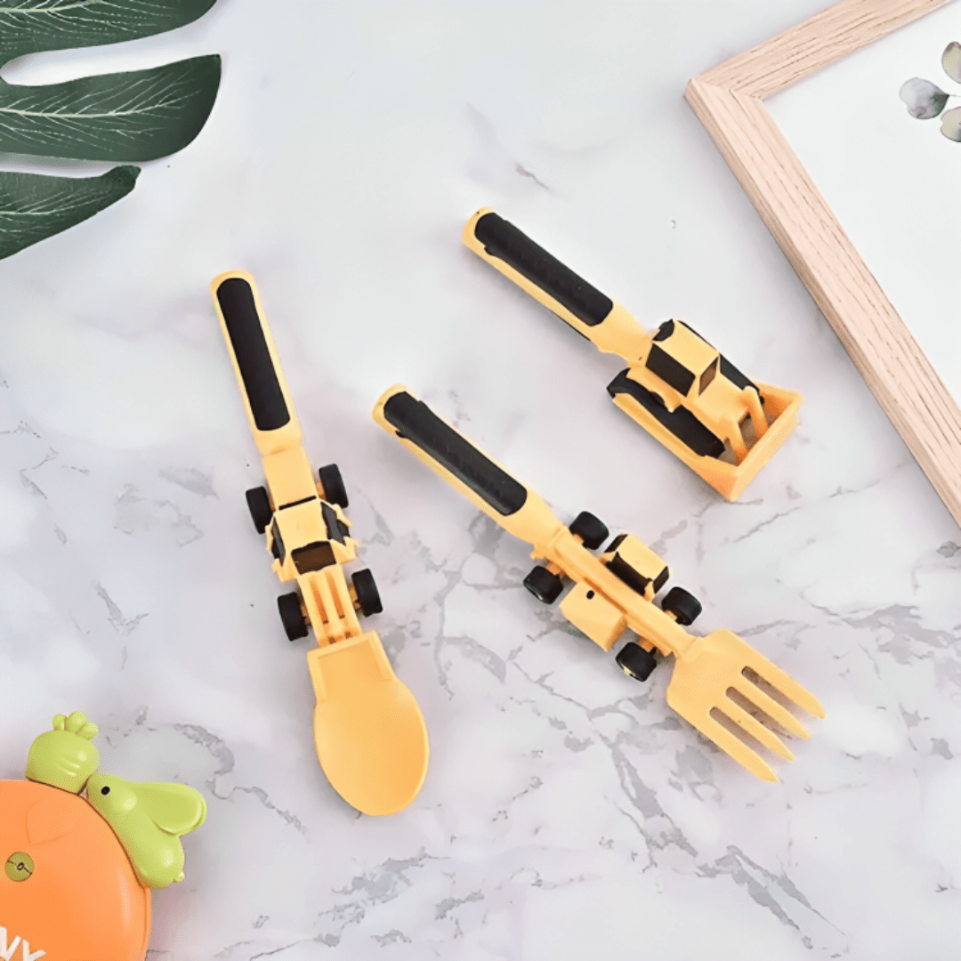 Construction Theme Mealtime Plate and Utensil Set